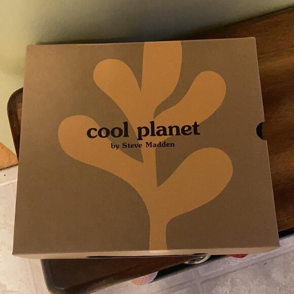 NEW! cool planet by Steve Madden Women's Buni Lace-Up Hiker Booties - Picture 9 of 13